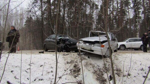 В Липецке в ДТП пострадали два пассажира «четырнадцатой»