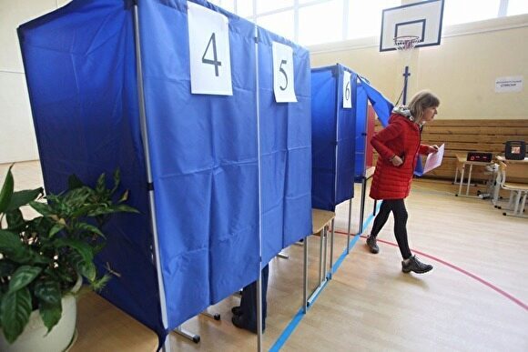 В мэрии Екатеринбурга определились с темой опроса для повышения явки на выборах