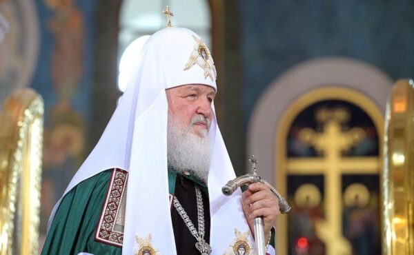 Во время литургии Патриарх Кирилл призвал сохранять семейные ценности
