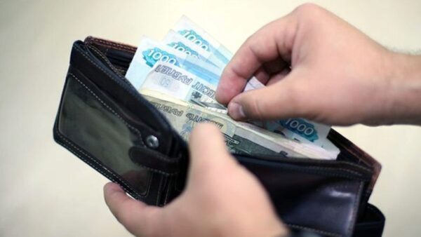 За год в Нижегородской области заработной платы увеличились на 7,3%