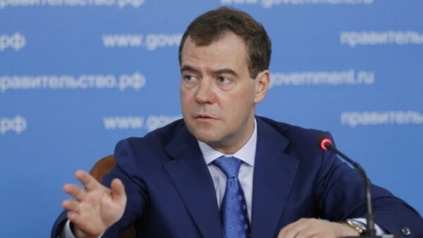 Д. Медведев подписал документ о проведении «альтернативной Олимпиады»