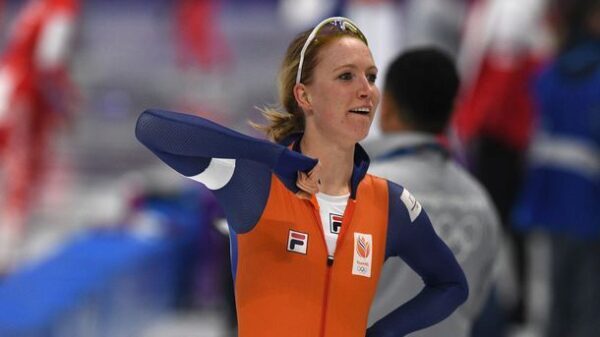 Голландская конькобежка Ахтеректе завоевала золото Олимпийских игр на дистанции 3000 м