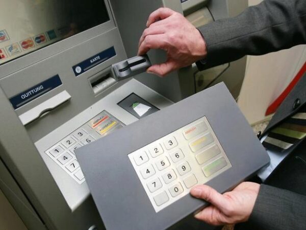 НБУ: в государстве Украина уменьшилась доля мошеннических операций с банковскими картами