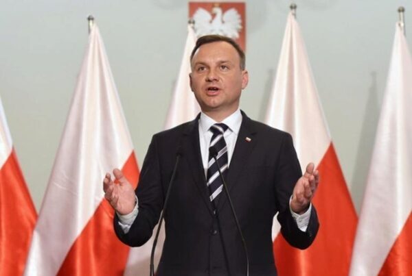 Президент Польши подписал скандальный закон о «бандеризме»