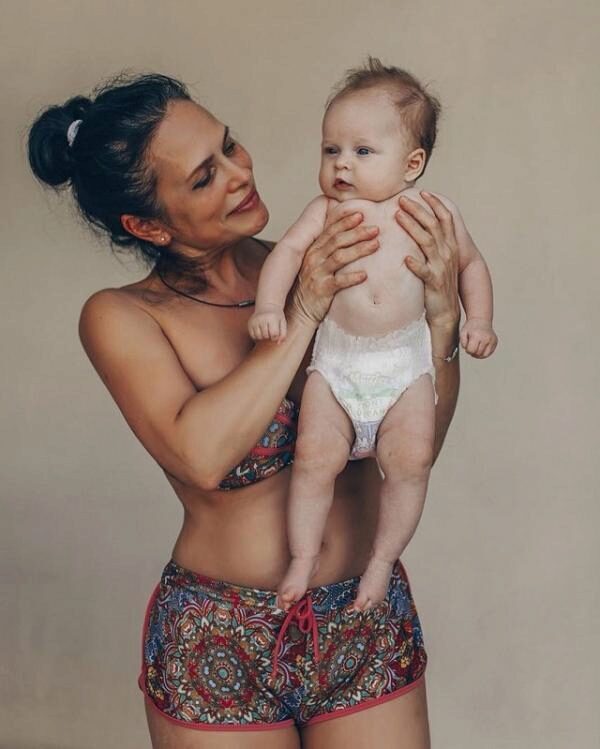 Рита Дакота опубликовала фотоснимок своей моложавой и красивой мамы