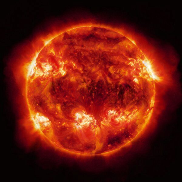 Российские ученые не верят своим коллегам из США об остывании Солнца