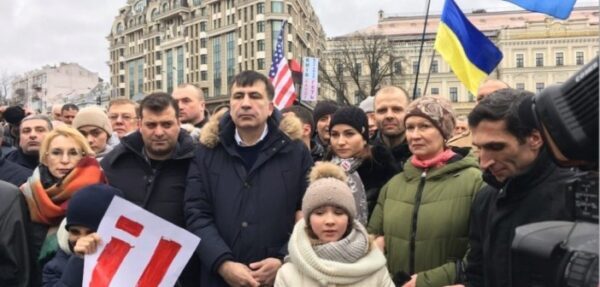 Саакашвили пообещал представить альтернативное правительство и кандидатов в президенты
