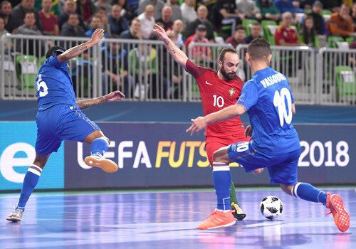 Сборная РФ по мини-футболу в полуфинале чемпионата Европы сыграет с португальцами