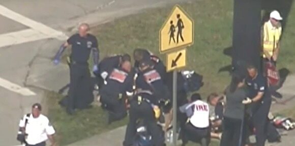 СМИ: в стрельбе в школе Флориды подозревается ученик, который ходил на курсы офицеров