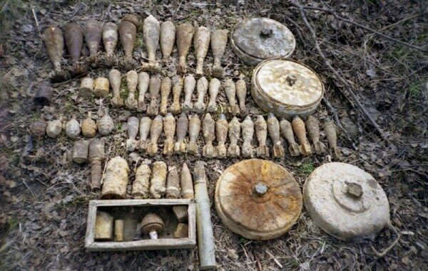 Снаряды и гранаты времен ВОВ раскопали в Северной Осетии