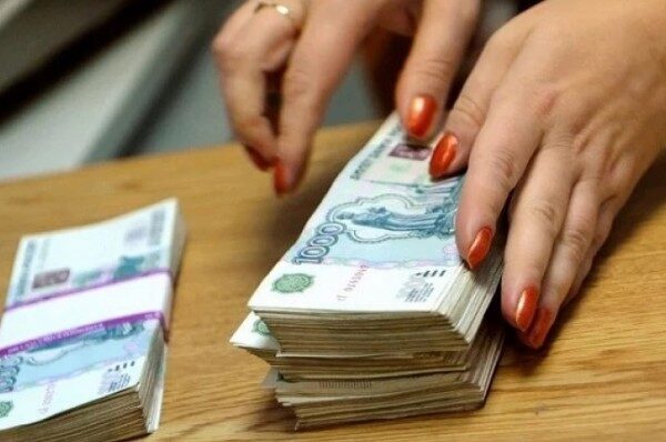 Сотрудница банка в Балашихе промышляла кражей денег со счетов
