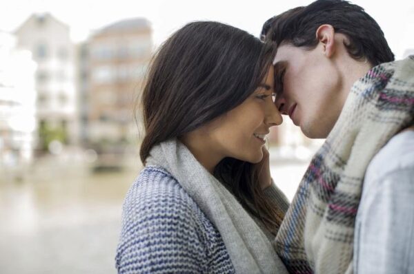Ученые: Страстные поцелуи способны увеличивать либидо у женщин