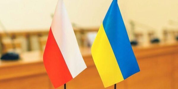 Украины в Польше: «расскажите о Бандере и УПА»