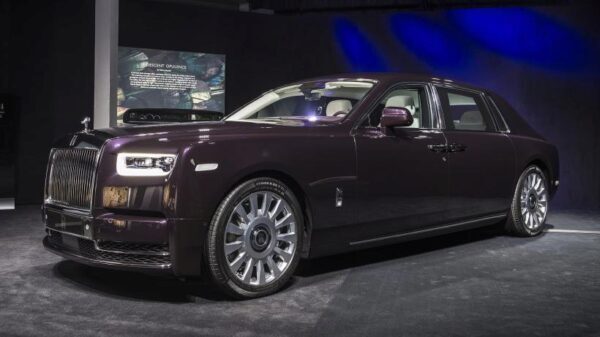 В 2017 году Rolls-Royce Phantom стал самым дорогим авто на рынке России
