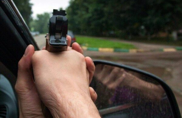 В Краснодаре полицейские устроили погоню со стрельбой