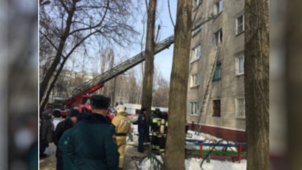 В Липецке из-за пожара эвакуировали жильцов многоэтажки. Есть пострадавшие