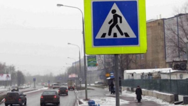 В микрорайоне Бурнаковский построят пешеходный переход к 2021 году