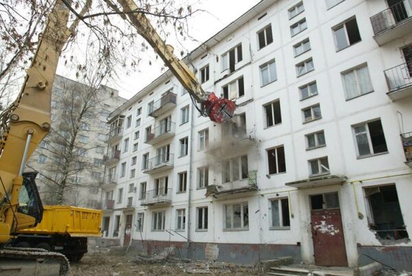 В Москве началось заселение первого дома по реновации