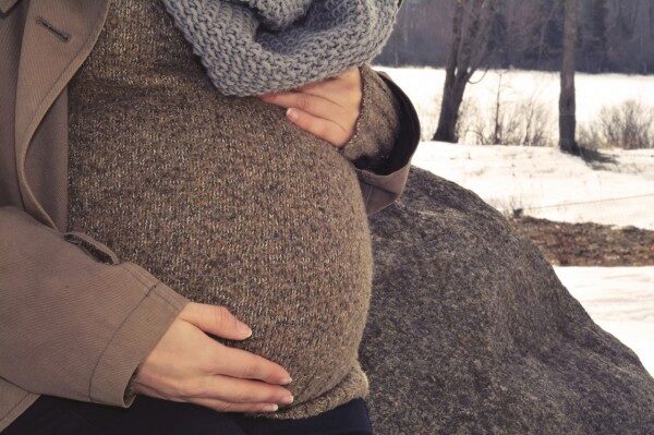 В Сызрани беременная женщина рисковала родить прямо в снежном сугробе