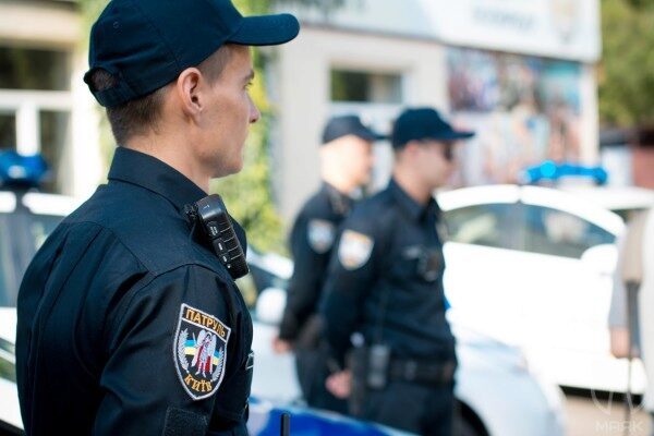 В Украине во время ссоры полицейский застрелил человека