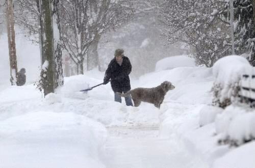 Власти Москвы перевели коммунальные службы на усиленный режим из-за снегопада