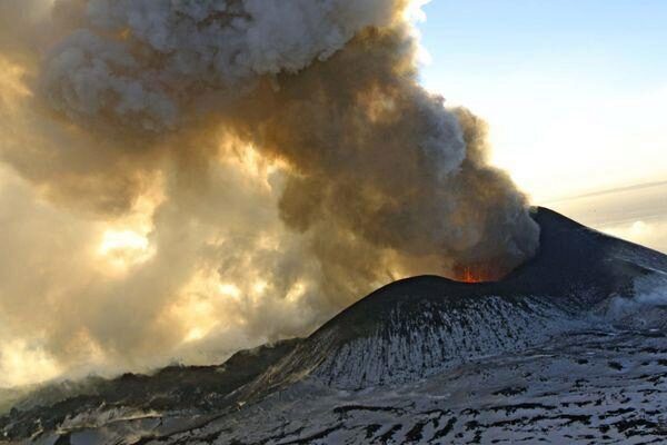 Йеллоустоун недурно трясет: ученые опасаются взрыва опасного вулкана