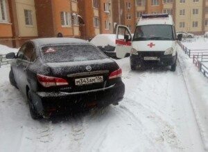 Житель Воронежа устроил спор из-за автохама и машины скорой помощи