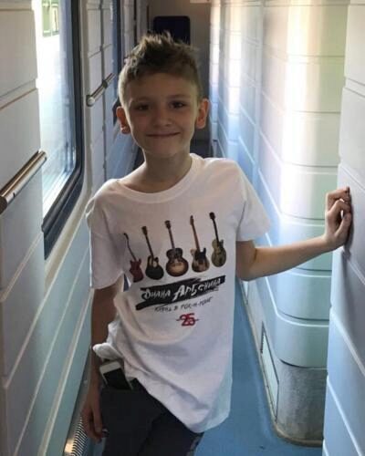 Диана Арбенина опубликовала фотографию повзрослевшего сына