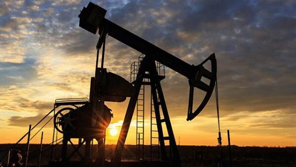 Эксперты: Нефть остается - в ближайшие 20 лет "чистая" энергетика не сможет ее "убить"