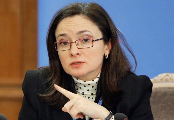 Эльвира Набиуллина пожаловалась на нехватку в России "длинных денег" для кредитования экономики
