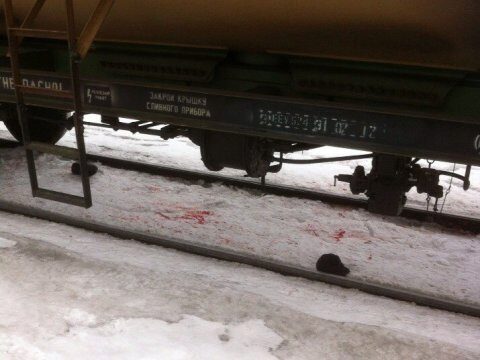 На Сокурском тракте поезд разрубил пешехода