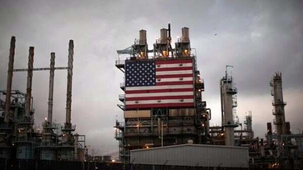 Нефть подешевела из опасений роста добычи в США