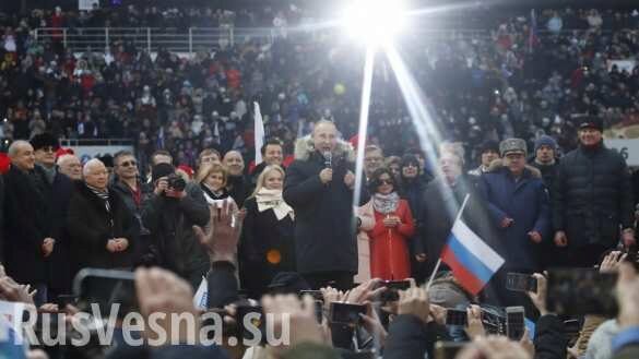 Путин спел гимн России со сборной по хоккею и со всеми «Лужниками» (ВИДЕО)