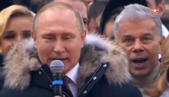 Путин спел гимн РФ на митинге в поддержку себя