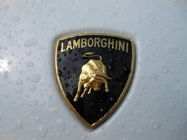 Редкий мотоцикл Lamborghini 1980-х годов продадут с молотка за 90 000 фунтов