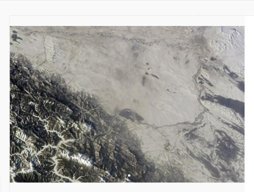Российский космонавт поделился уникальной фотографией высушенной реки Енисей
