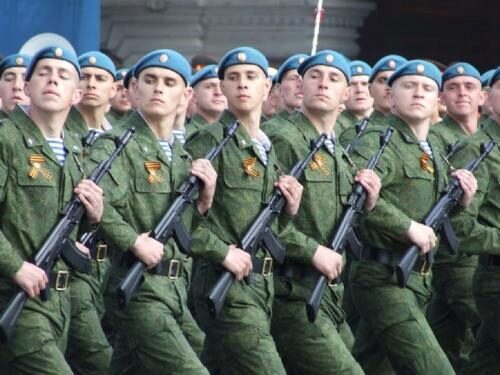 ЦРС планирует создать в РФ на 100% контрактную армию
