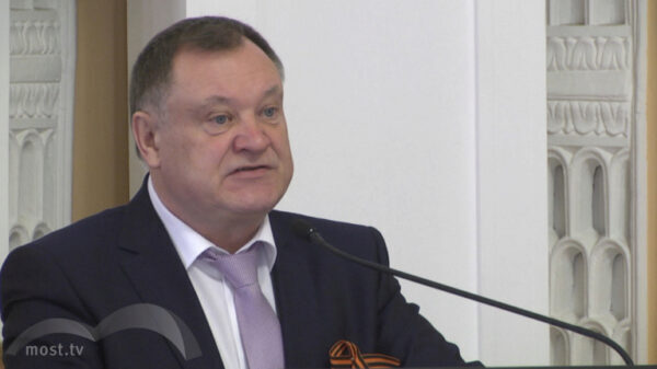 Липецкие депутаты отметили заслуги главного финансиста региона