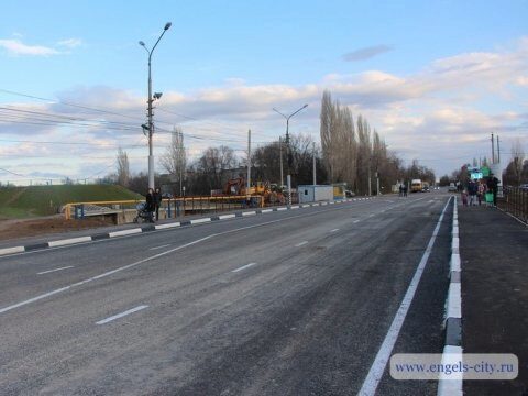 Сегодня начал работу новый автобусный маршрут из Саратова в Энгельсский район