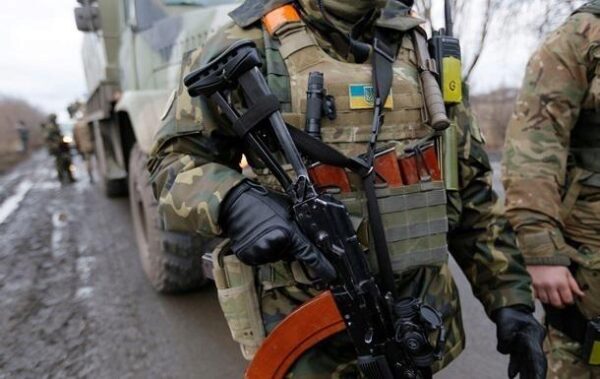 Тайну отсутствия команды в ВСУ на полномасштабное наступление в Донбассе раскрыл Захар Прилепин