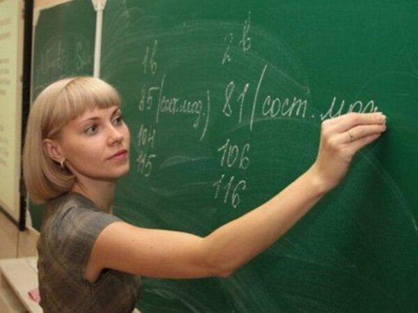 В севастопольских школах некому учить детей