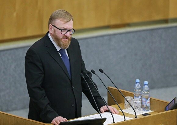 Виталий Милонов попросил ограничить производство одноразовых мангалов