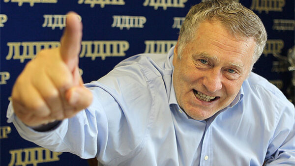 Жириновский предложил оценивать работу губернаторов по улыбкам людей
