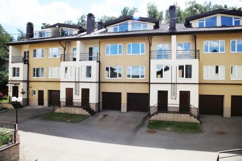 Экс-участники «Дома-2» рассказали, как сэкономить 3,6 млн рублей на покупке дома