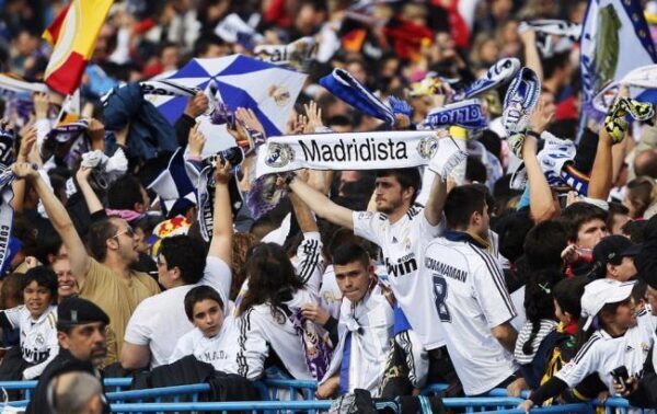 Испанские футбольные фанаты отказываются от посещения финала Лиги Чемпионов в Киеве