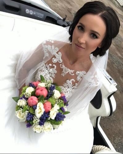 Ольга Бузова в свадебном платье заговорила о браке