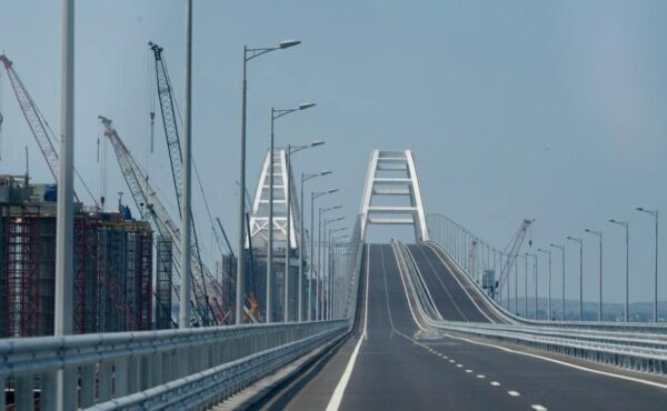 Представитель Украины в Крыму сообщает о скорых и неизбежных трудностях с Крымским мостом