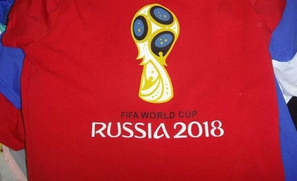В Новосибирске были изъяты контрафактные футболки с символами чемпионата мира по футболу