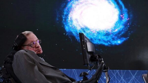 Вселенная – это сложная голограмма: Стивен Хокинг перед смертью переосмыслил теорию Большого взрыва