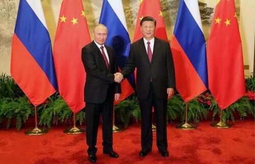 Путин подарил Си Цзиньпину кедровую русскую баню